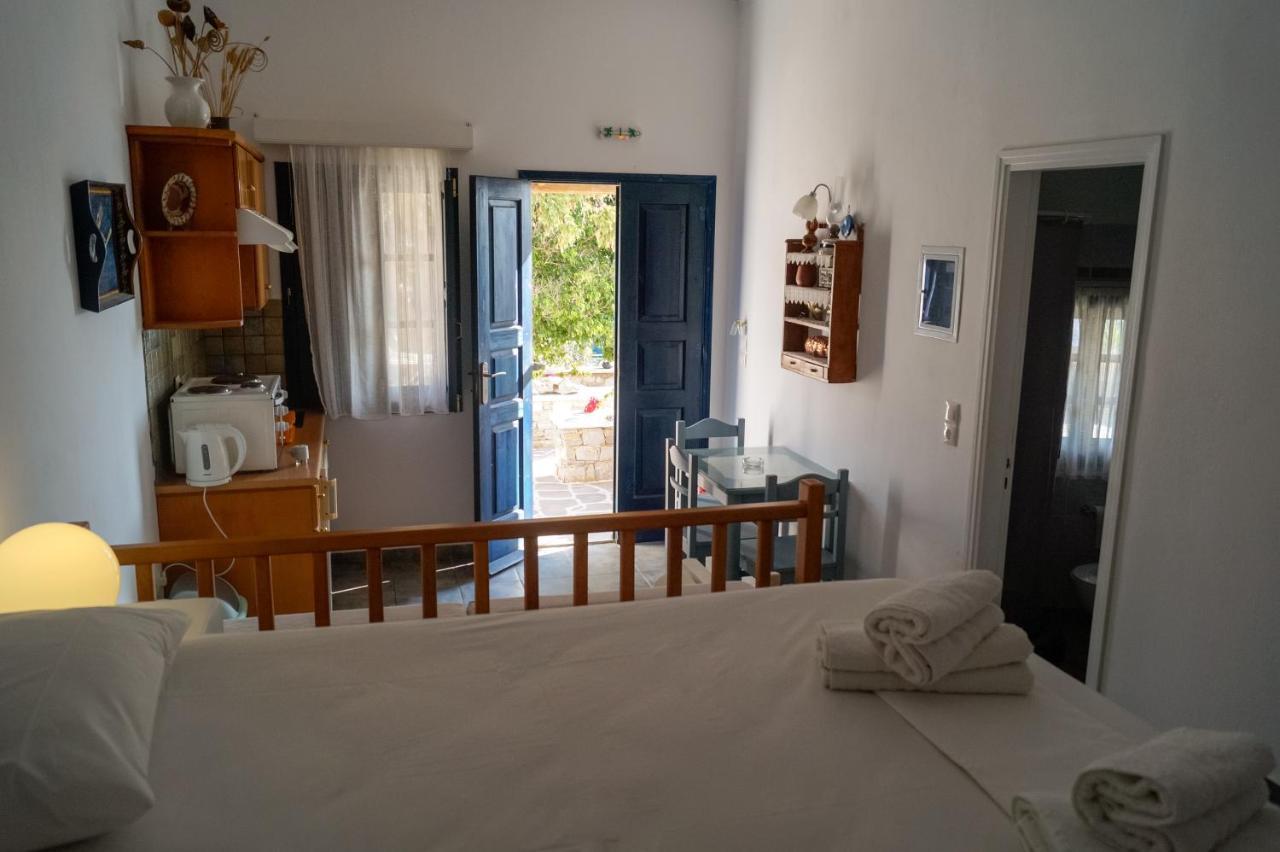 Coral Apartments Karavostasis (Folegandros) Exterior foto